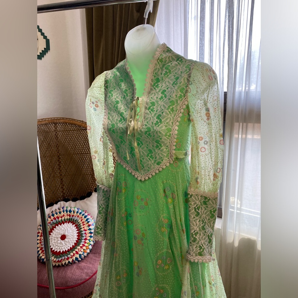 Vintage Cottagecore Dress